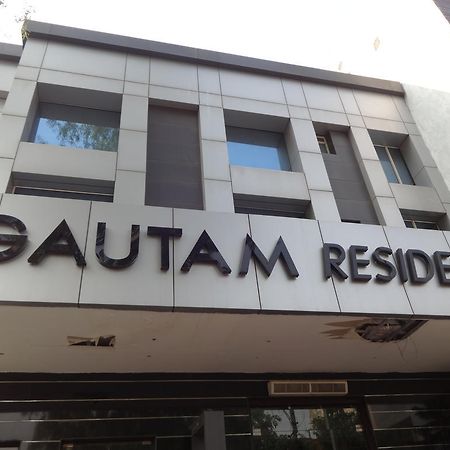 Hotel Gautam Residency New Delhi Bagian luar foto