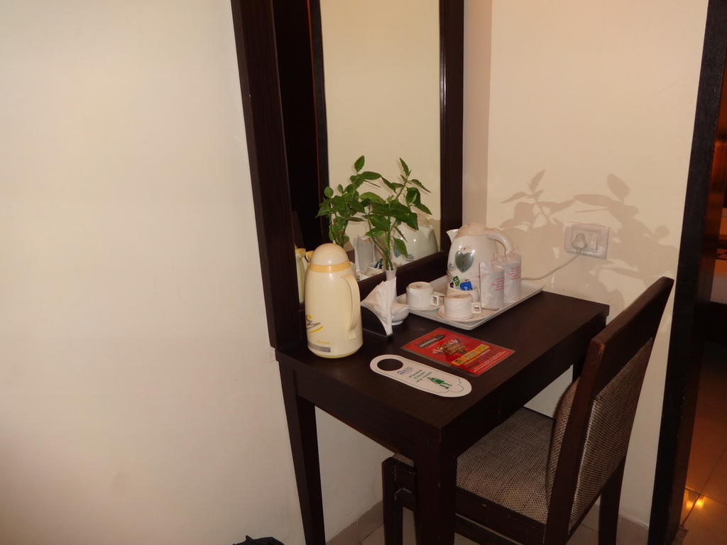 Hotel Gautam Residency New Delhi Ruang foto