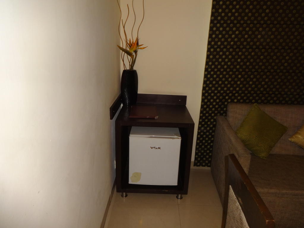 Hotel Gautam Residency New Delhi Ruang foto
